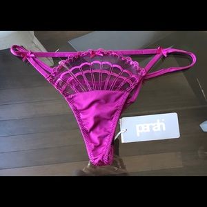 Luxury String by Parah.